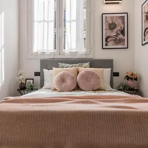 & Cozy In Via Disciplini Milan